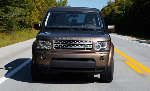 2012 Land Rover LR4 Front View