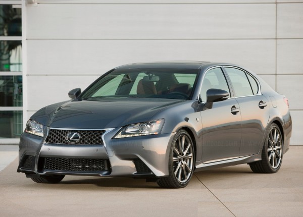 2013 Lexus GS 50 F Sport Front Side View