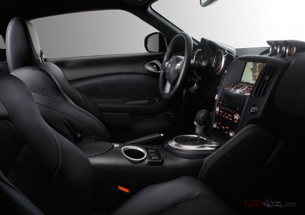 2013 Nissan 370Z - Interior