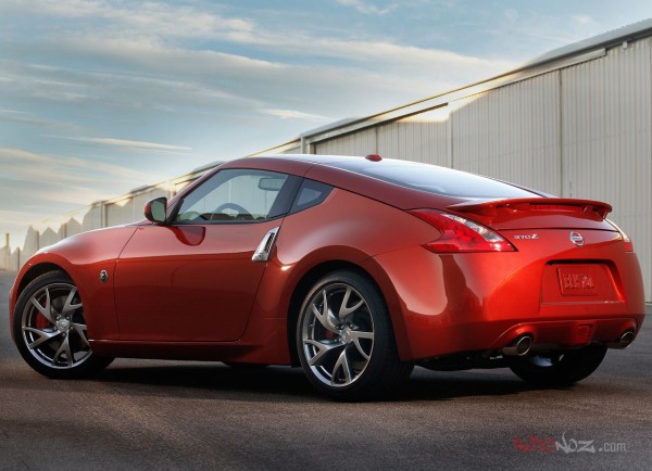 2013 Nissan 370Z - Rear Side View