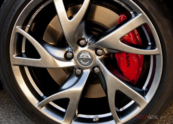 2013 Nissan 370Z - Wheel