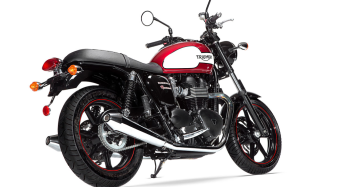 2015 Triumph Bonneville Newchurch SE Coming